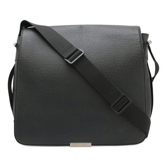 LOUIS VUITTON Black Leather Shoulder Bag - Picture 1 of 10